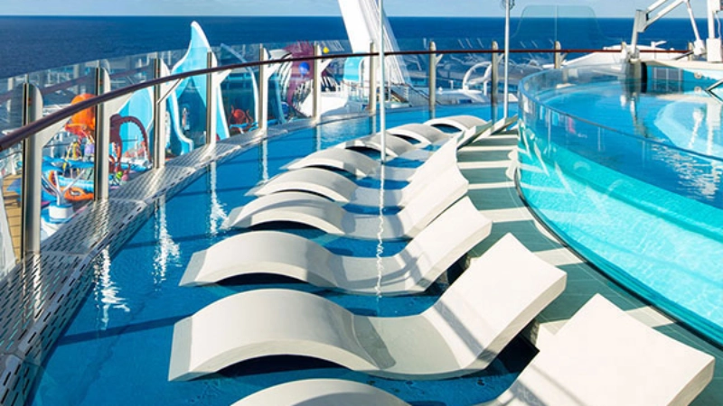 Pool boat